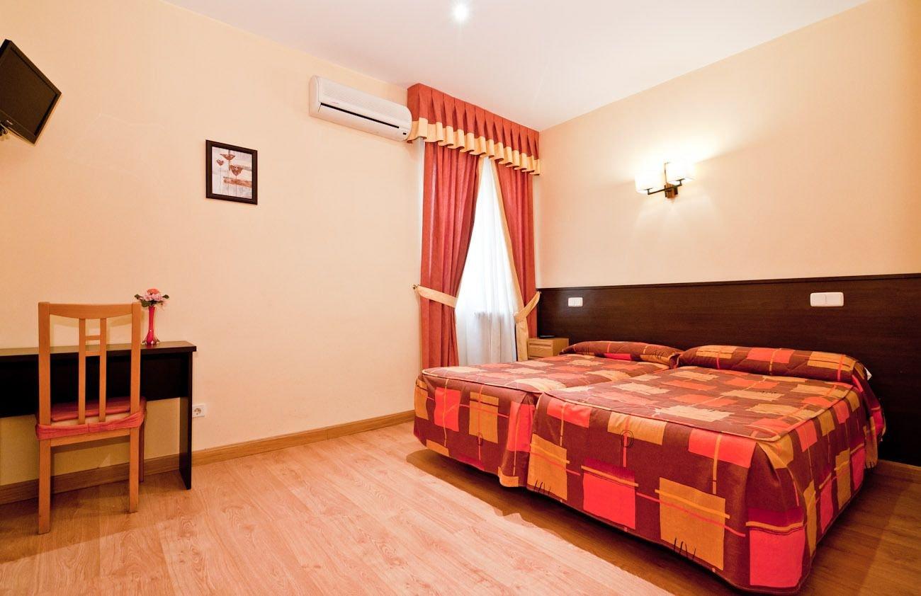 Hostal Las Cortes مدريد المظهر الخارجي الصورة