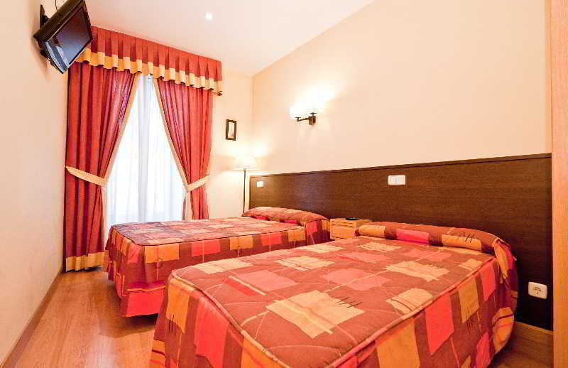 Hostal Las Cortes مدريد المظهر الخارجي الصورة